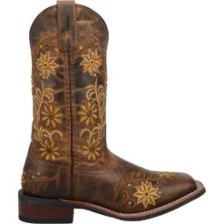Laredo Ladies Brown Secert Garden Square Toe Boot 5822 12 Laredo Ladies Brown Secert Garden Square Toe Boot 5822 -True Style Shoes Store 57 74a531ea 6c54 4066 9326 3534f015fa94